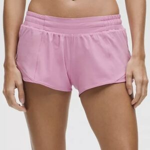Lululemon Hotty Hot Low Rise Short 2.5in Lined NWT Size 14